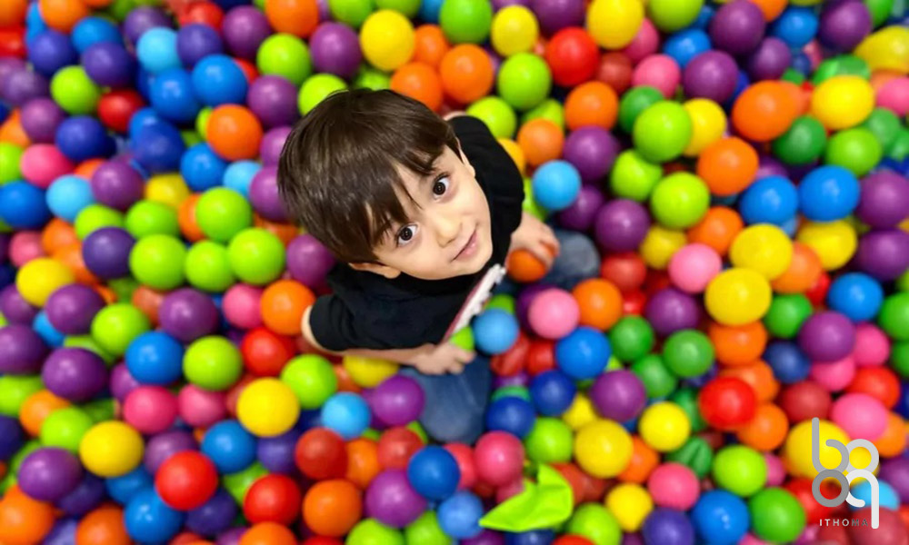 فعالیت-سرگرم-کننده-کودکان-شیراز